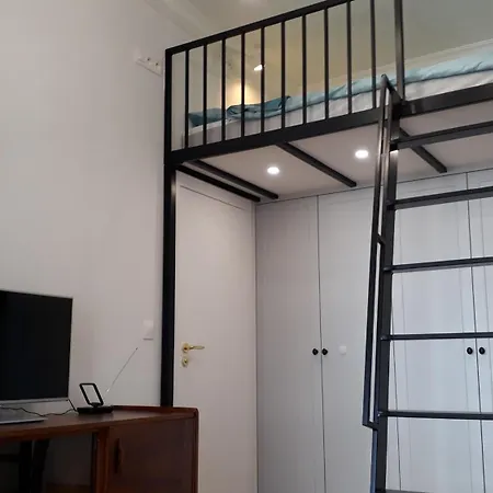 Klimatyczny Apartament Z Antresola